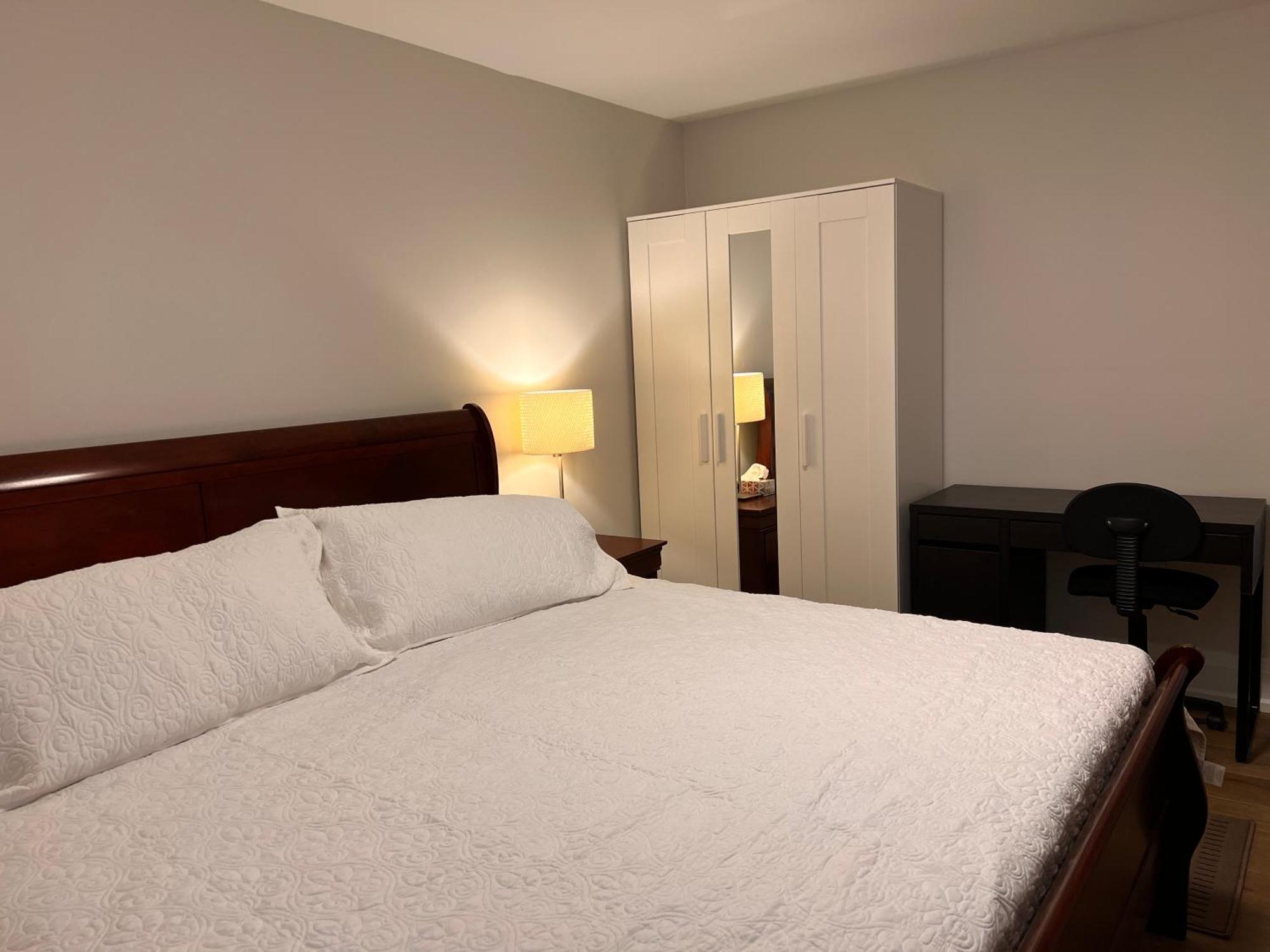 2 Bedroom 1 Parking Basement Unit Richmond Hill Exterior foto