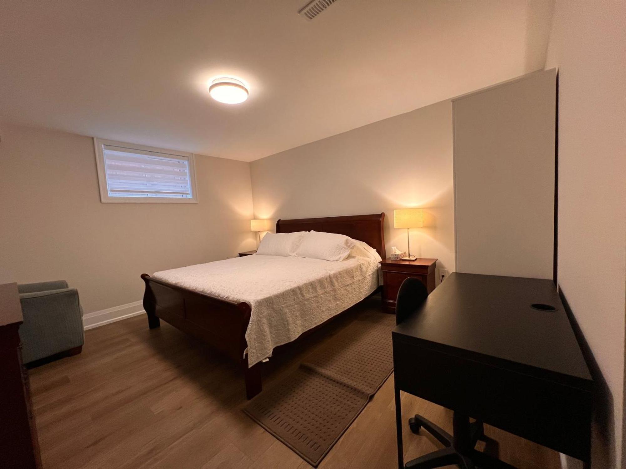 2 Bedroom 1 Parking Basement Unit Richmond Hill Exterior foto