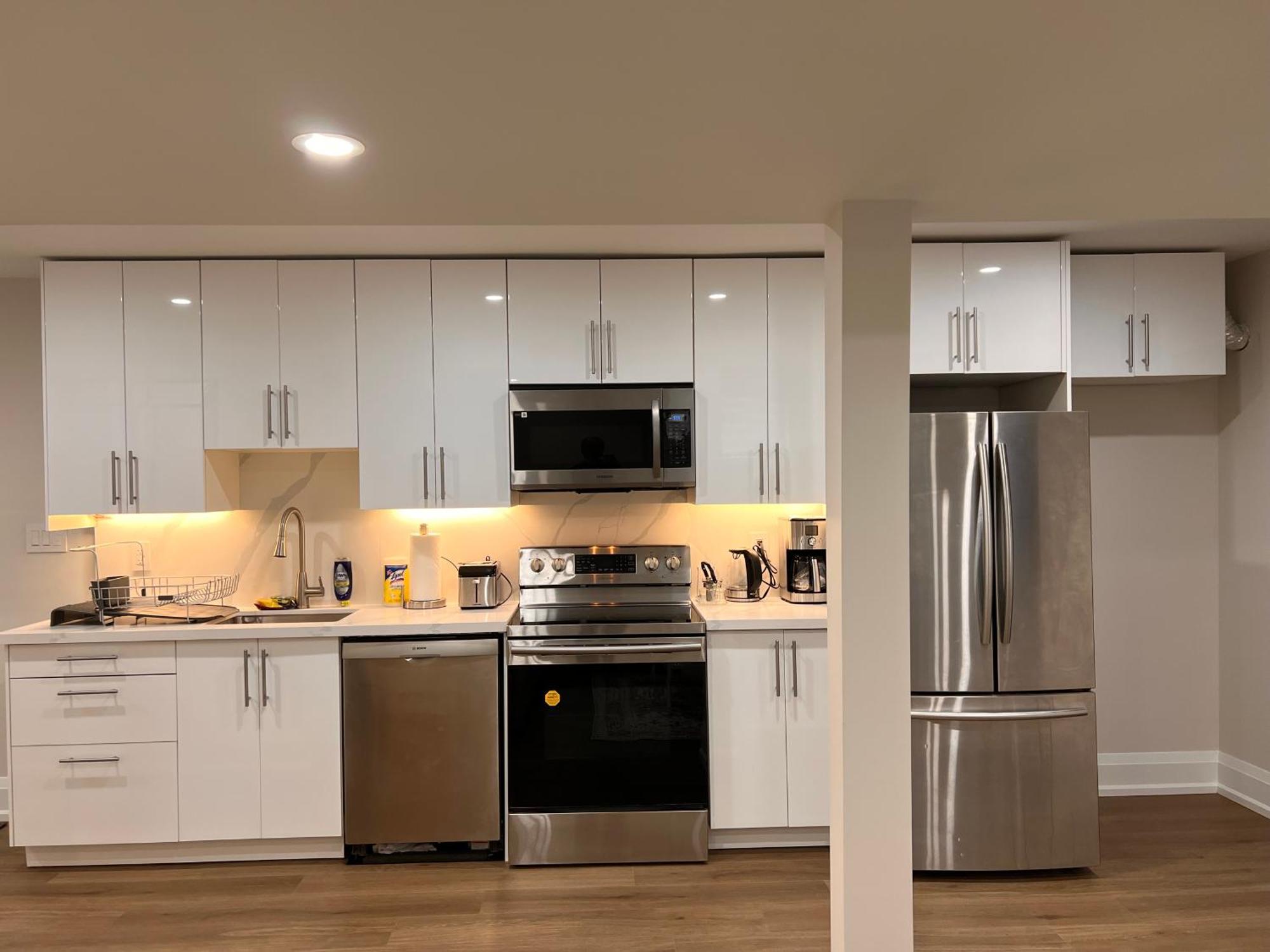 2 Bedroom 1 Parking Basement Unit Richmond Hill Exterior foto